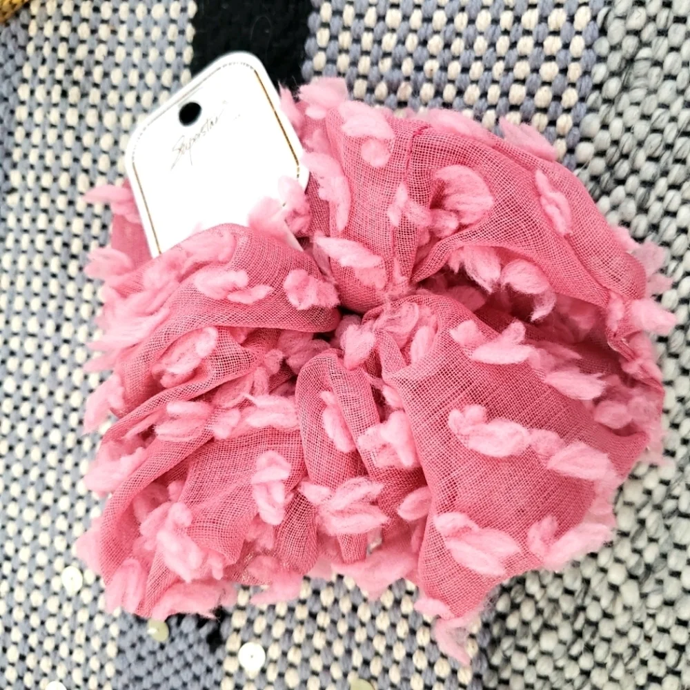Extra large pink scranchies OS NWT